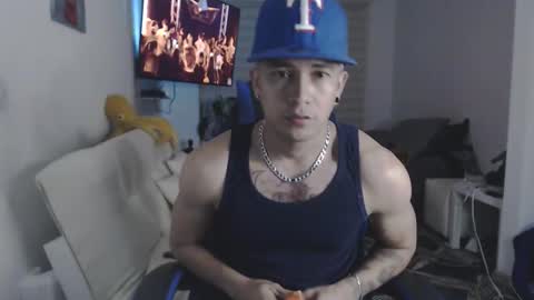 dilanxxx8888 online show from February 22, 11:58 pm