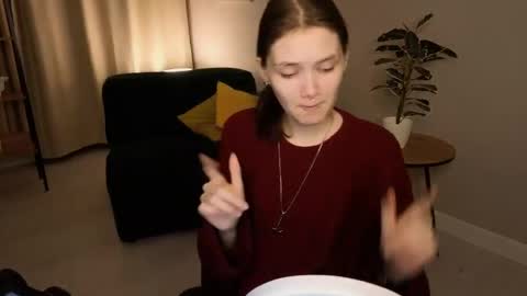 Dilara online show from April 3, 9:02 pm