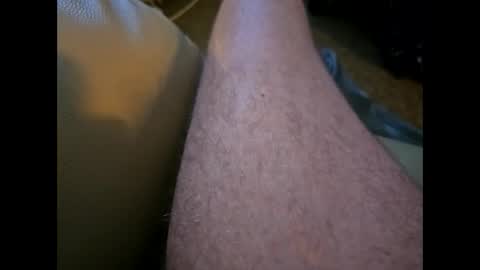 Snapshot of dilf232323 chatting on January 5, 8:32 am Dilf online show from January 5, 8:32 am