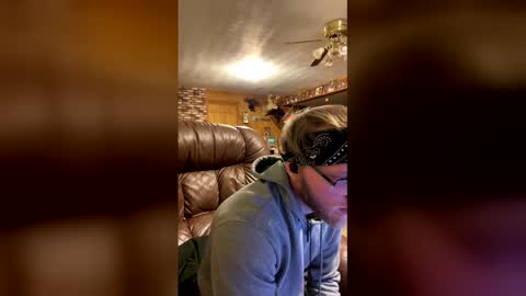 Snapshot of dilf_96 chatting on February 3, 4:32 am Daddy online show from February 3, 4:32 am