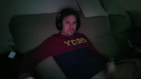 Snapshot of dili999 chatting on December 5, 8:00 am dili999 online show from December 5, 8:00 am