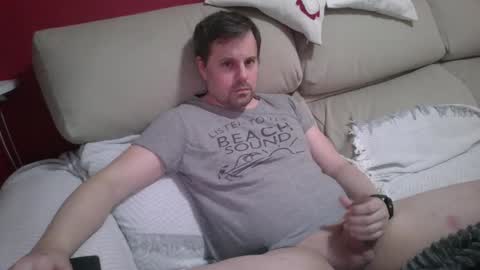 Snapshot of dili999 chatting on January 2, 6:45 pm dili999 online show from January 2, 6:45 pm