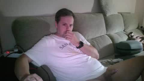 Snapshot of dili999 chatting on September 20, 6:14 am dili999 online show from September 20, 6:14 am