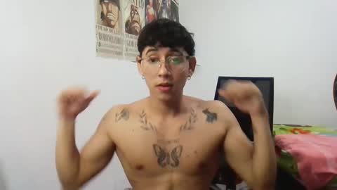 Snapshot of dillom420 chatting on January 14, 5:19 am dillom420 online show from January 14, 5:19 am