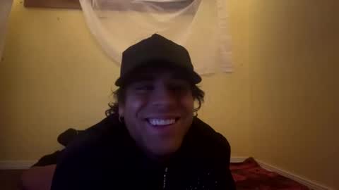 Snapshot of dimepiecebottom chatting on January 29, 10:27 am dimepiecebottom online show from January 29, 10:27 am