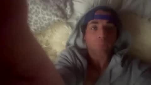 Snapshot of dimepiecebottom chatting on February 19, 11:14 pm dimepiecebottom online show from February 19, 11:14 pm