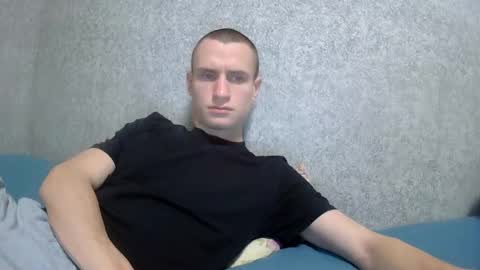 Snapshot of dimes_21 chatting on October 7, 3:25 am dimes_21 online show from October 7, 3:25 am