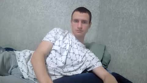 Snapshot of dimes_21 chatting on November 14, 3:49 am dimes_21 online show from November 14, 3:49 am