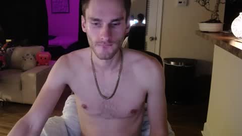 Snapshot of dimitri_4793 chatting on January 27, 12:43 am Meechii online show from January 27, 12:43 am