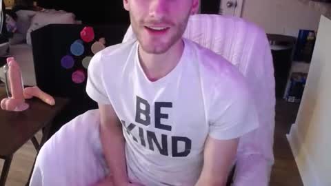 Snapshot of dimitri_4793 chatting on January 29, 11:04 pm Meechii online show from January 29, 11:04 pm