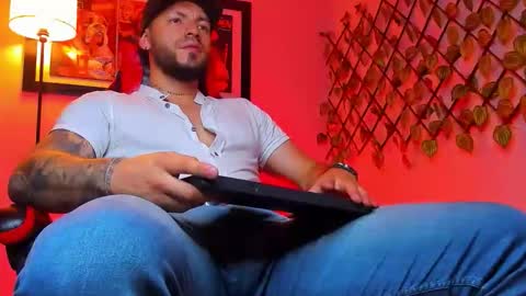 Angel Dimitri online show from December 1, 8:25 pm