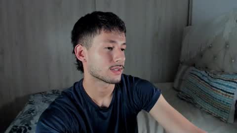 Snapshot of dimitri_targaryen chatting on March 25, 7:58 am Fabian online show from March 25, 7:58 am