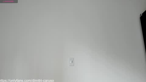 Snapshot of dimitricaruso chatting on February 5, 5:09 pm dimitricaruso online show from February 5, 5:09 pm