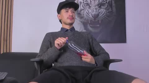 Dimitri online show from September 22, 8:11 pm