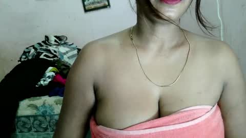 Snapshot of dimple_love chatting on July 29, 2:04 pm dimple_love online show from July 29, 2:04 pm