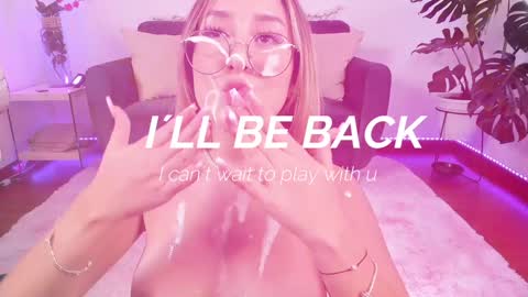 Snapshot of dina_ride chatting on December 4, 12:36 pm online show from December 4, 12:36 pm