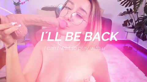 Snapshot of dina_ride chatting on February 5, 3:52 pm online show from February 5, 3:52 pm