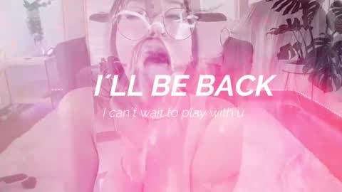 Snapshot of dina_ride chatting on March 6, 12:30 pm online show from March 6, 12:30 pm