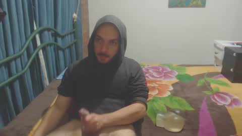 Snapshot of dinchtcams chatting on October 9, 6:33 am Dincht online show from October 9, 6:33 am