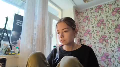 Snapshot of dinorahmroczkowski chatting on September 18, 8:16 am dinorahmroczkowski online show from September 18, 8:16 am
