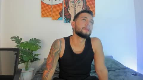 Snapshot of dionyxx chatting on October 10, 11:04 pm dionyxx online show from October 10, 11:04 pm