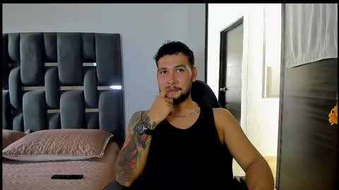 Snapshot of dionyxx chatting on October 25, 7:30 pm dionyxx online show from October 25, 7:30 pm