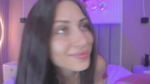 Snapshot of diosa_cristal chatting on May 13, 5:16 am Cristal online show from May 13, 5:16 am