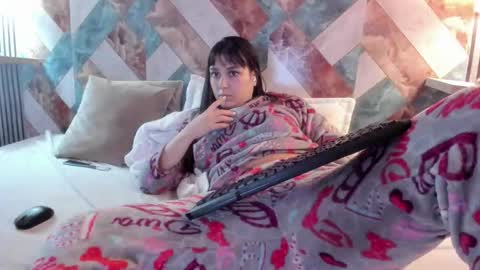 diosaelchat online show from November 15, 6:00 am