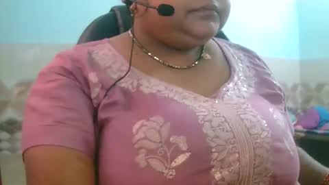 Snapshot of dipa2345 chatting on September 22, 11:12 am dipa2345 online show from September 22, 11:12 am