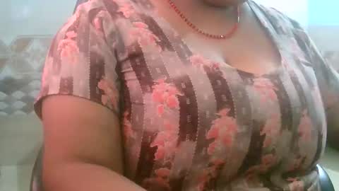 Snapshot of dipa2345 chatting on November 2, 5:21 am dipa2345 online show from November 2, 5:21 am