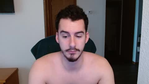 Snapshot of dirk_diggler_dirk chatting on February 18, 9:09 pm Dirk Diggler online show from February 18, 9:09 pm