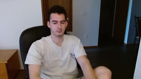 Snapshot of dirk_diggler_dirk chatting on February 25, 7:58 pm Dirk Diggler online show from February 25, 7:58 pm