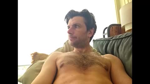 Dirk online show from April 2, 8:23 am