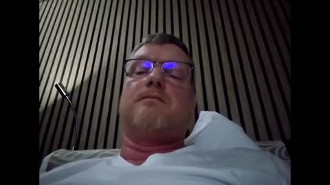 Snapshot of dirkkie1975 chatting on March 26, 10:59 pm dirkkie1975 online show from March 26, 10:59 pm