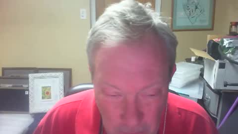 Snapshot of dirkpitt223 chatting on December 24, 6:55 am DirtkPitt Fun guy working online show from December 24, 6:55 am