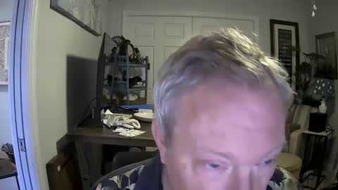 Snapshot of dirkpitt223 chatting on January 11, 8:21 pm DirtkPitt Fun guy working online show from January 11, 8:21 pm