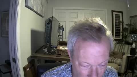 Snapshot of dirkpitt223 chatting on January 21, 4:54 am DirtkPitt Fun guy working online show from January 21, 4:54 am