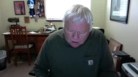 dirtrider195080438 online show from May 26, 4:47 pm