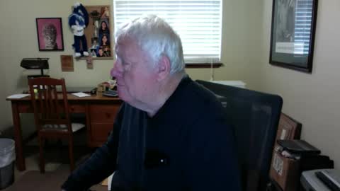 dirtrider195080438 online show from May 27, 2:36 pm