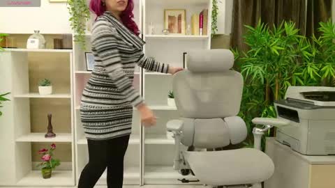 dirty_mature online show from April 16, 3:24 pm