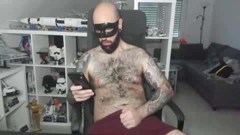 Robert online show from November 3, 3:02 pm