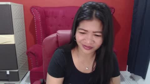 Snapshot of dirtyfungirl chatting on December 11, 10:06 pm LatexQueen online show from December 11, 10:06 pm