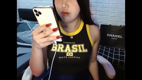 Snapshot of dirtylexa31 chatting on December 14, 4:31 pm LEXA online show from December 14, 4:31 pm