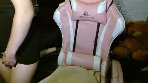 Snapshot of dirtylexa31 chatting on October 13, 2:06 pm LEXA online show from October 13, 2:06 pm