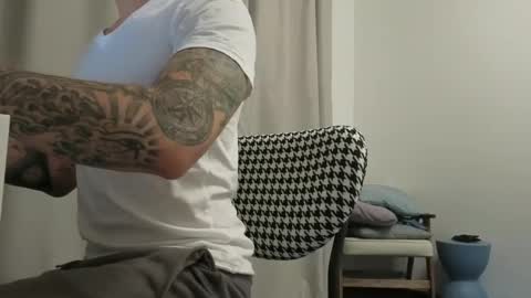 buy tokens with link  online show from November 17, 8:25 pm