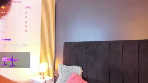 Soffie - Valentina - Yuya  Astro online show from February 27, 11:52 am