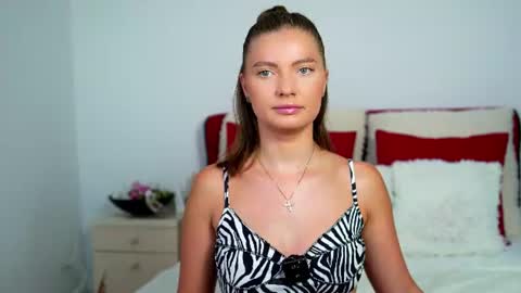 Chloe online show from July 17, 6:20 am