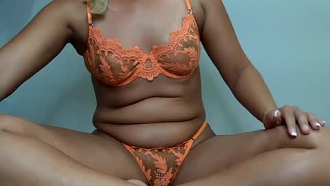 dirtythirtybabe01 online show from July 20, 5:44 am