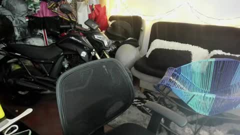 Snapshot of dirtyvalentina4u chatting on January 23, 1:08 am dirtyvalentina4u online show from January 23, 1:08 am