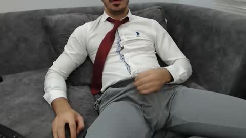 dirtyybooyy77 online show from October 28, 12:03 am